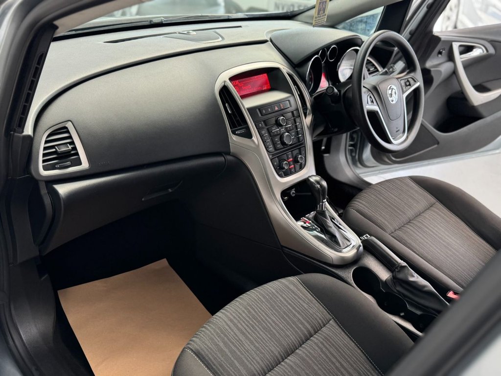 Used Vauxhall Astra 2010 for sale - 78167370: Photo 22