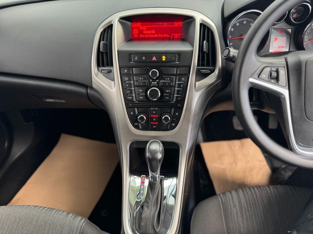 Used Vauxhall Astra 2010 for sale - 78167370: Photo 27