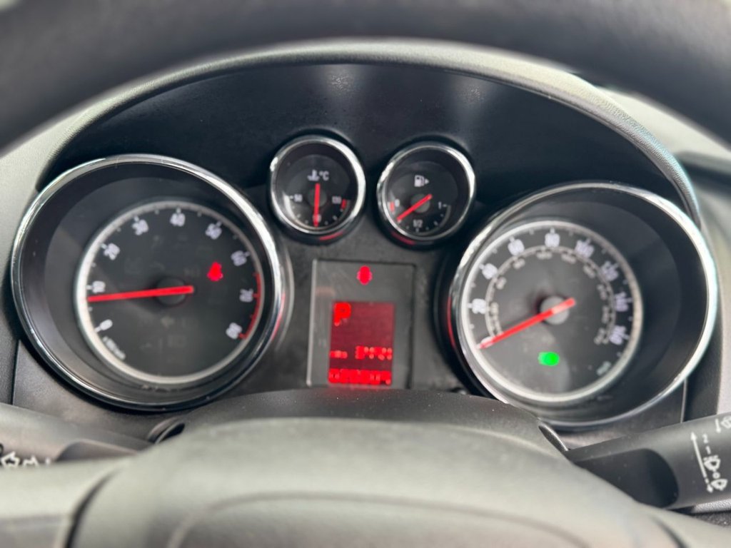 Used Vauxhall Astra 2010 for sale - 78167370: Photo 39