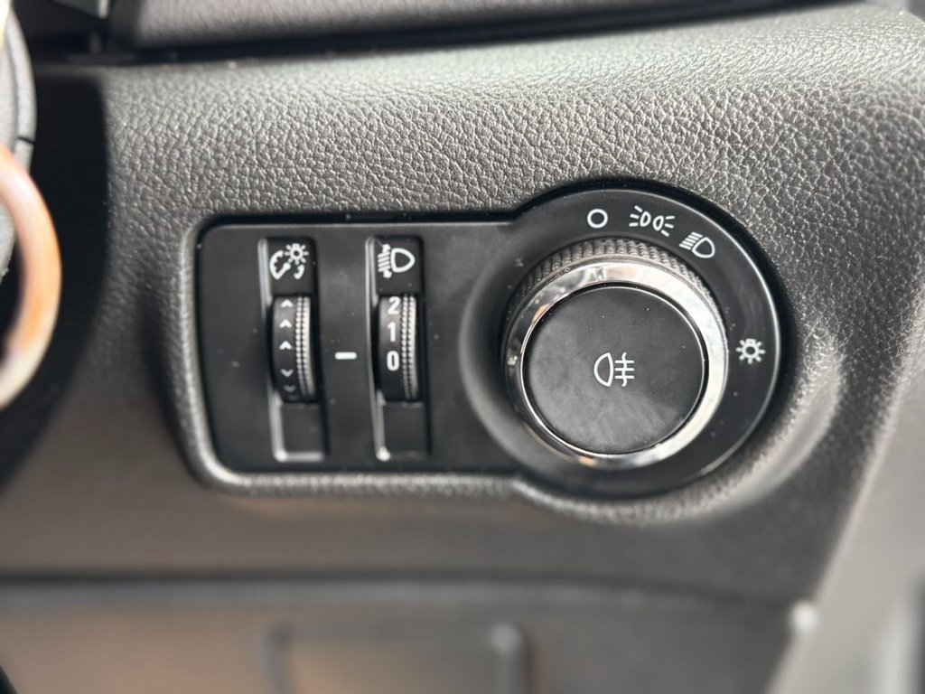 Used Vauxhall Astra 2010 for sale - 78167370: Photo 46