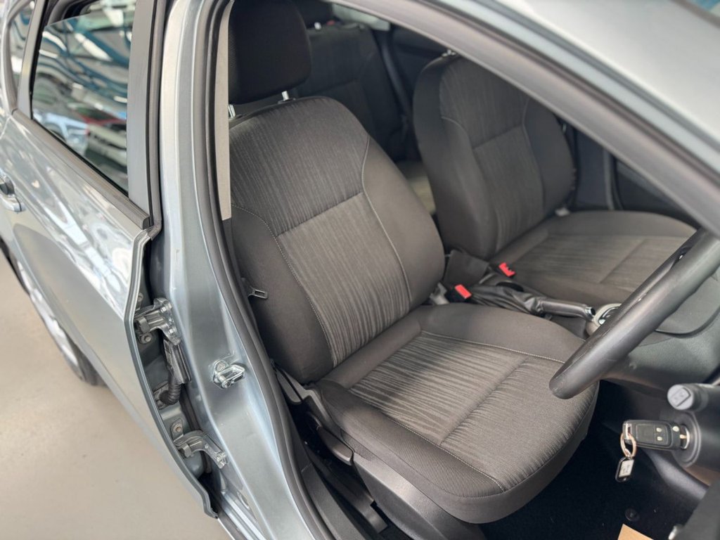 Used Vauxhall Astra 2010 for sale - 78167370: Photo 48