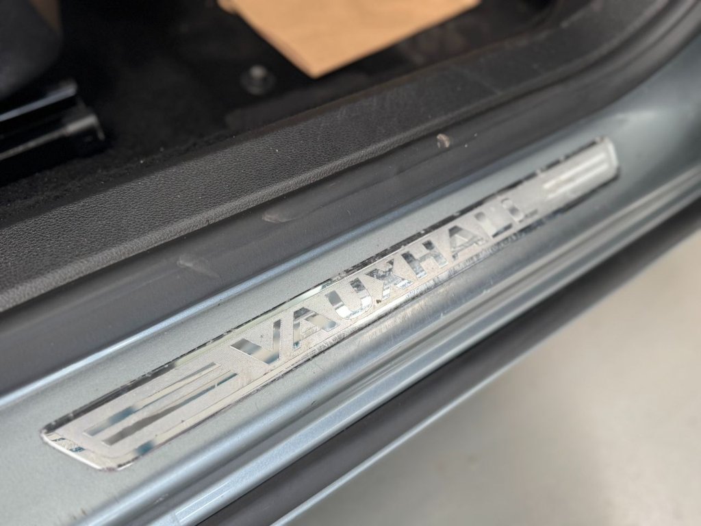 Used Vauxhall Astra 2010 for sale - 78167370: Photo 49