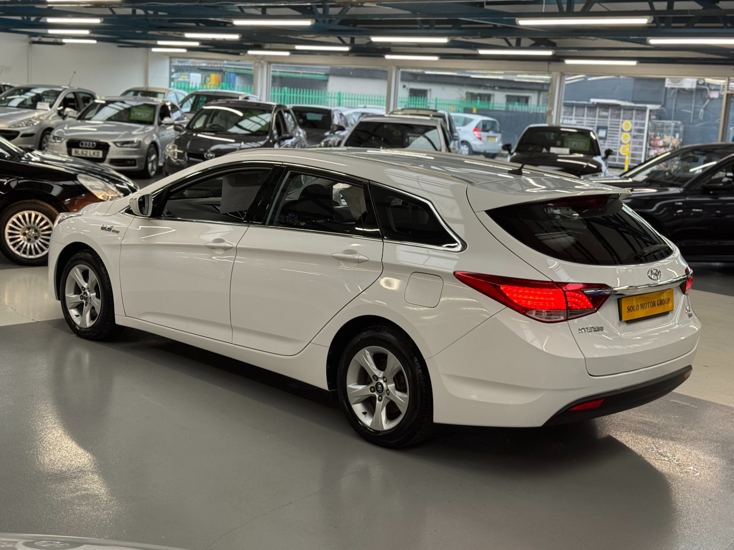 Used Hyundai i40 2014 for sale - 76332005: Photo 2