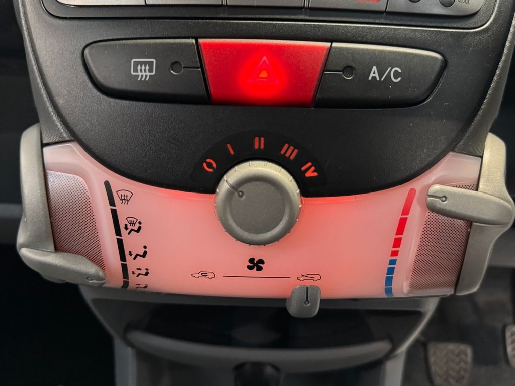 Used Toyota AYGO 2006 for sale - 77534260: Photo 33