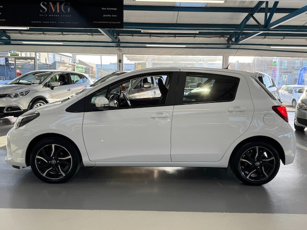Used Toyota Yaris 2015 for sale - 76184207: Photo 11