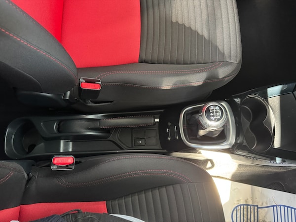 Used Toyota Yaris 2015 for sale - 76184207: Photo 27