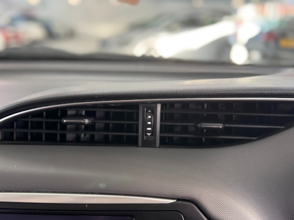 Used Toyota Yaris 2015 for sale - 76184207: Photo 28