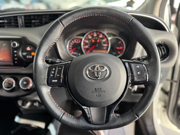 Used Toyota Yaris 2015 for sale - 76184207: Photo 41