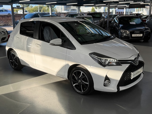 Used Toyota Yaris 2015 for sale - 76184207: Photo 4