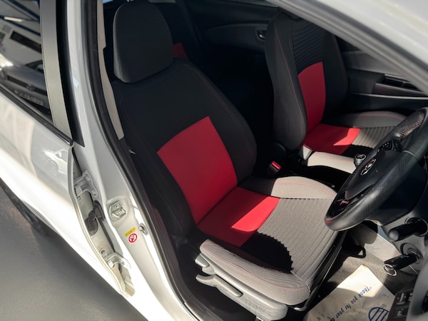 Used Toyota Yaris 2015 for sale - 76184207: Photo 50