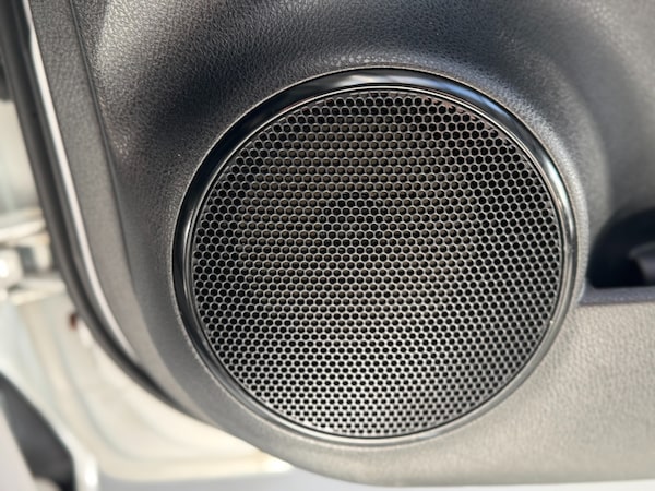 Used Toyota Yaris 2015 for sale - 76184207: Photo 54