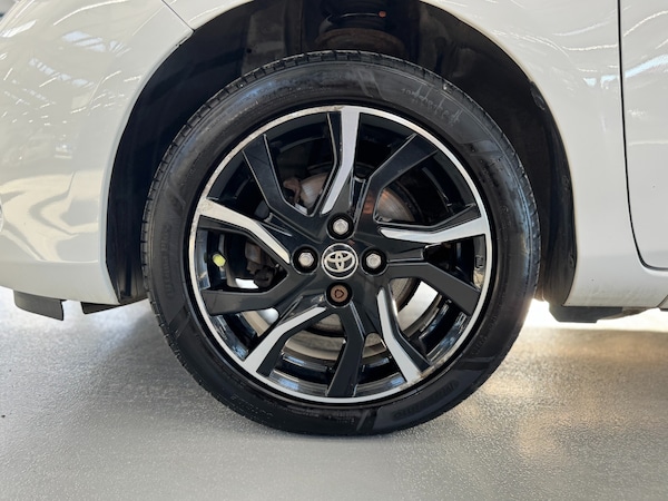 Used Toyota Yaris 2015 for sale - 76184207: Photo 79