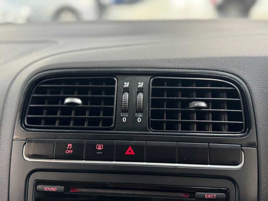 Used Volkswagen Polo 2013 for sale - 77666886: Photo 29