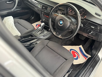 Used BMW 3 Series 2011 for sale - 75617077: Photo