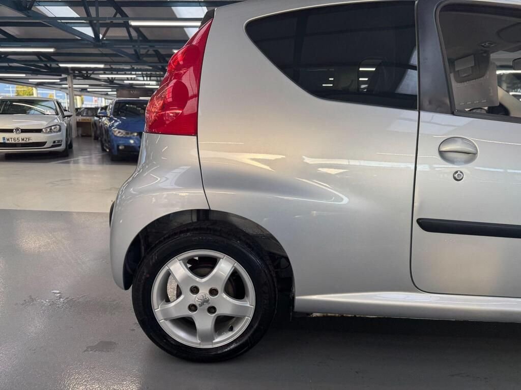 Used Peugeot 107 2011 for sale - 76776368: Photo 17