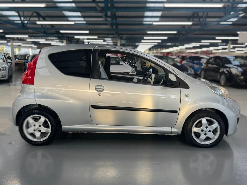 Used Peugeot 107 2011 for sale - 76776368: Photo 18