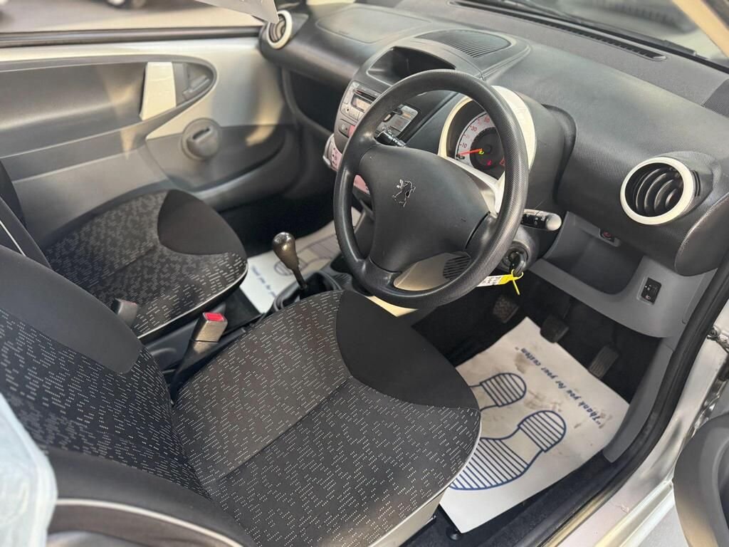 Used Peugeot 107 2011 for sale - 76776368: Photo 21