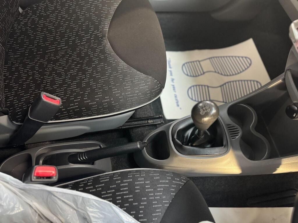 Used Peugeot 107 2011 for sale - 76776368: Photo 27