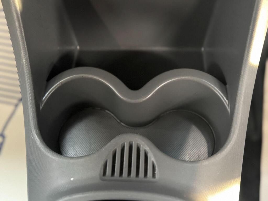 Used Peugeot 107 2011 for sale - 76776368: Photo 32