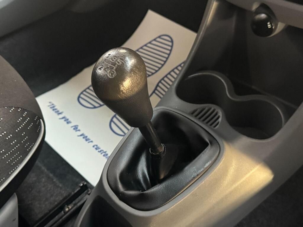 Used Peugeot 107 2011 for sale - 76776368: Photo 33