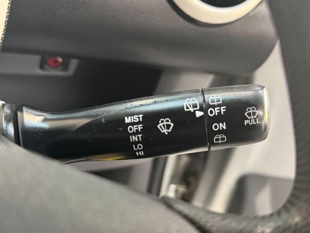 Used Peugeot 107 2011 for sale - 76776368: Photo 39