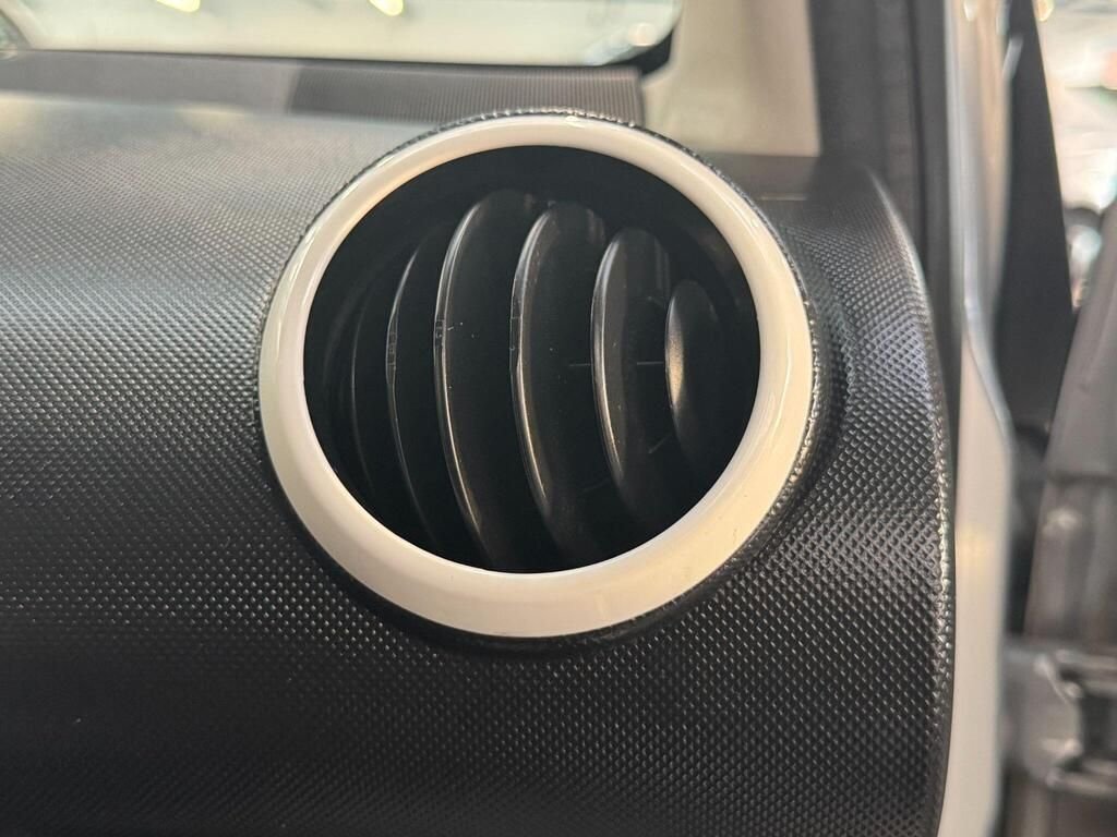 Used Peugeot 107 2011 for sale - 76776368: Photo 40