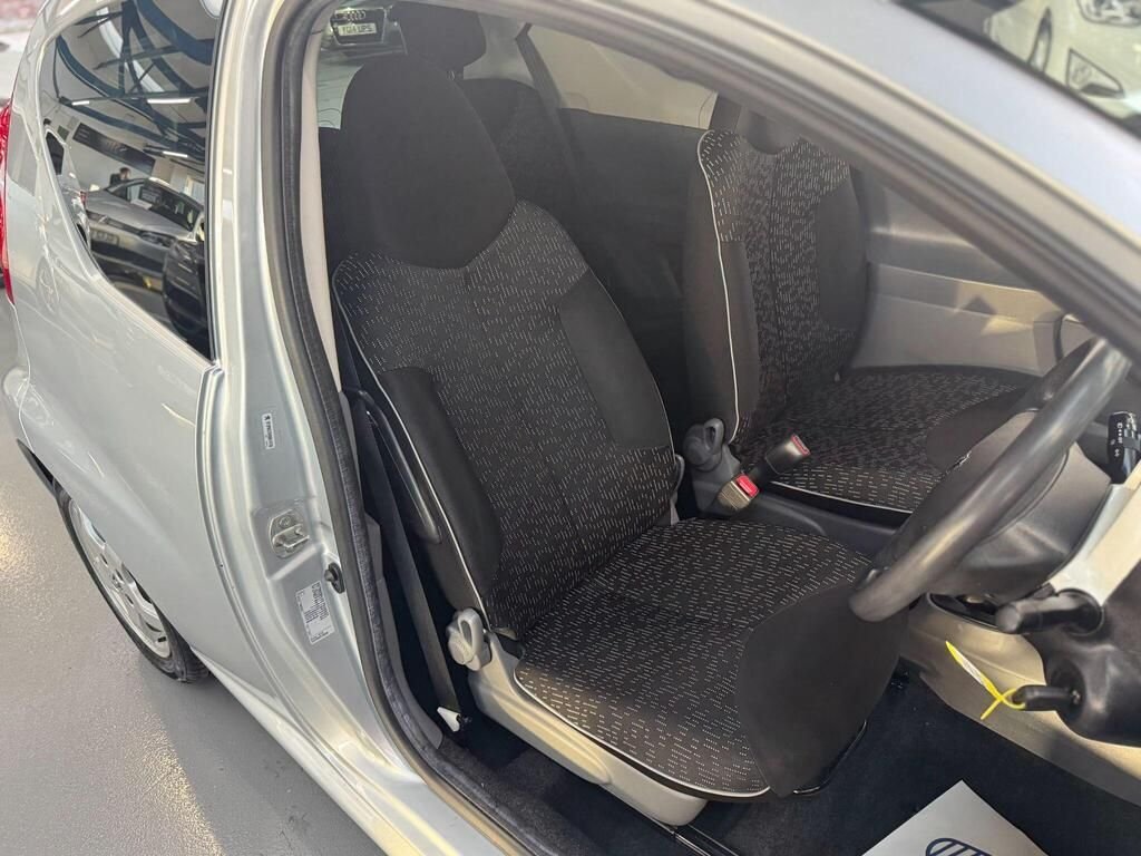 Used Peugeot 107 2011 for sale - 76776368: Photo 41