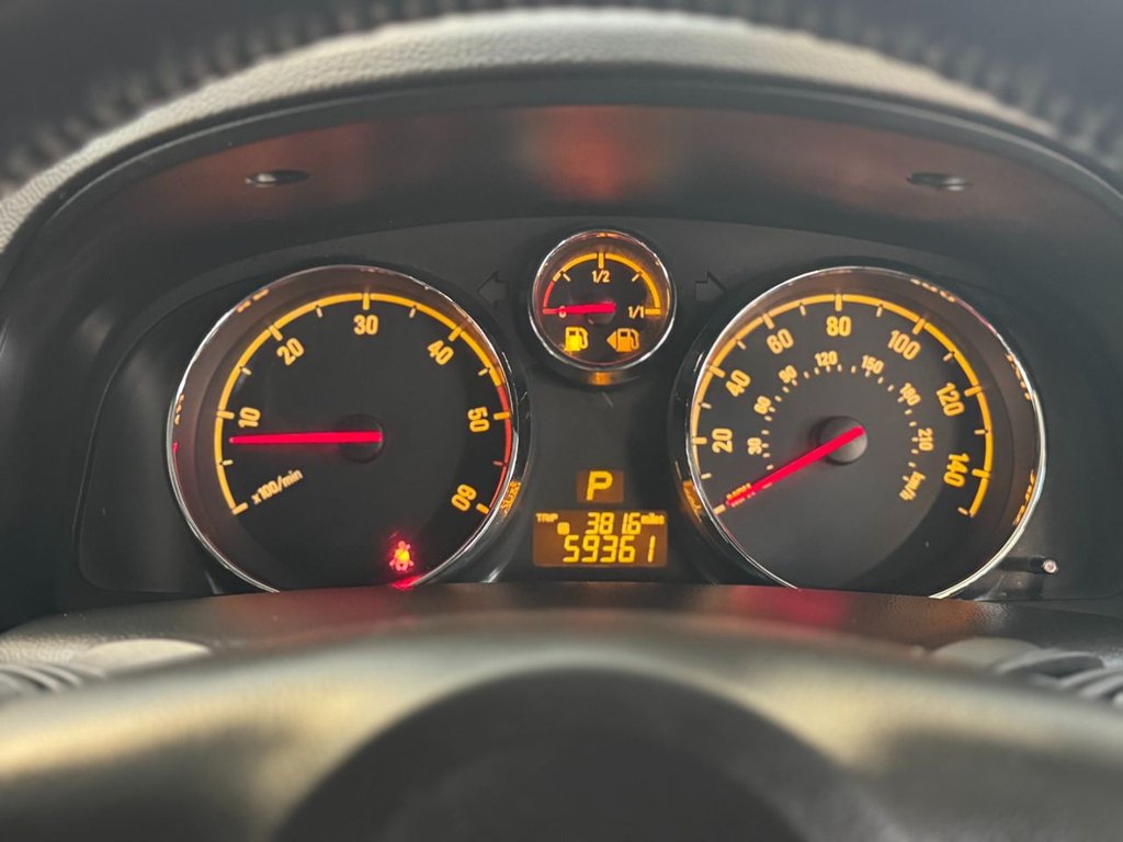 Used Vauxhall Antara 2013 for sale - 76867793: Photo 38