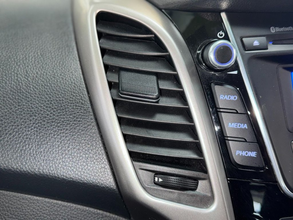 Used Hyundai i30 2016 for sale - 77897504: Photo 37