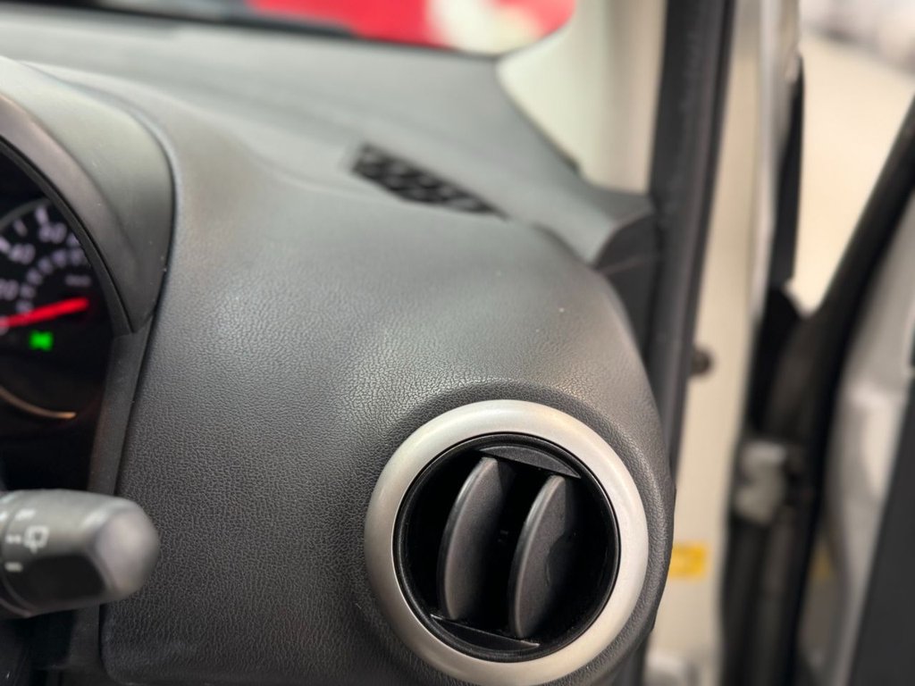 Used Nissan Note 2010 for sale - 77571431: Photo 47