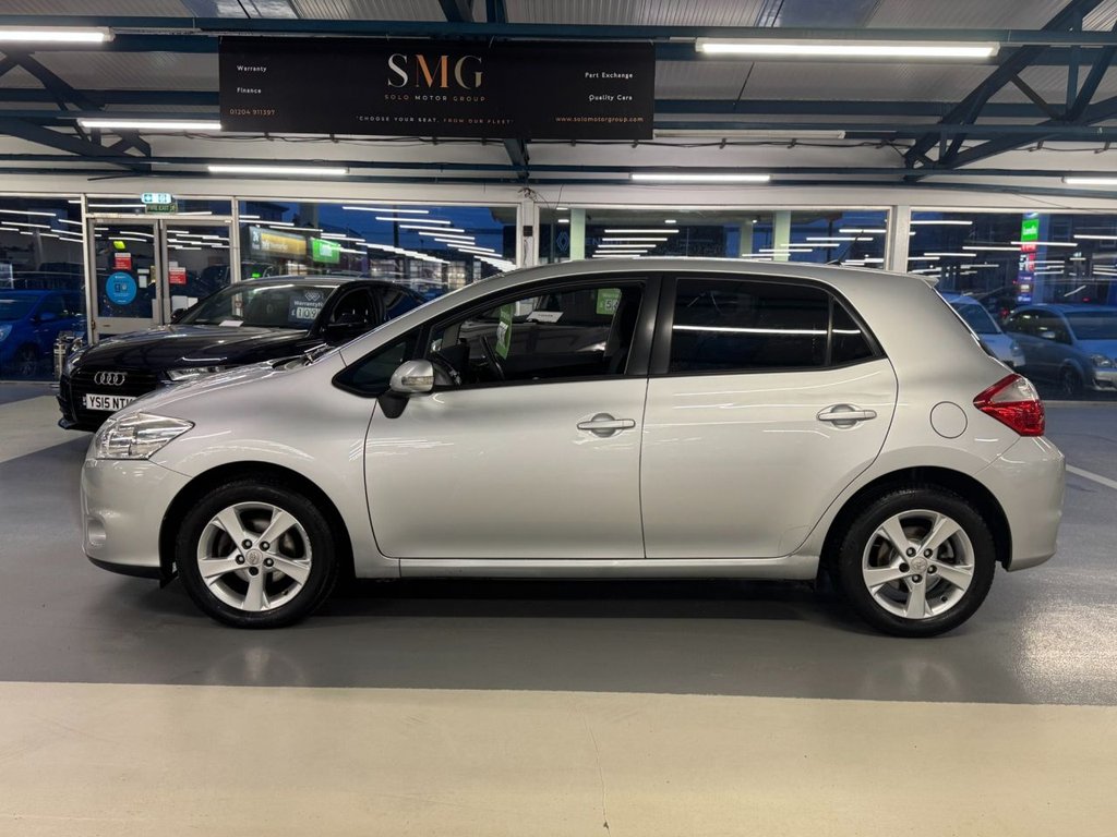 Used Toyota Auris 2010 for sale - 76900858: Photo 12