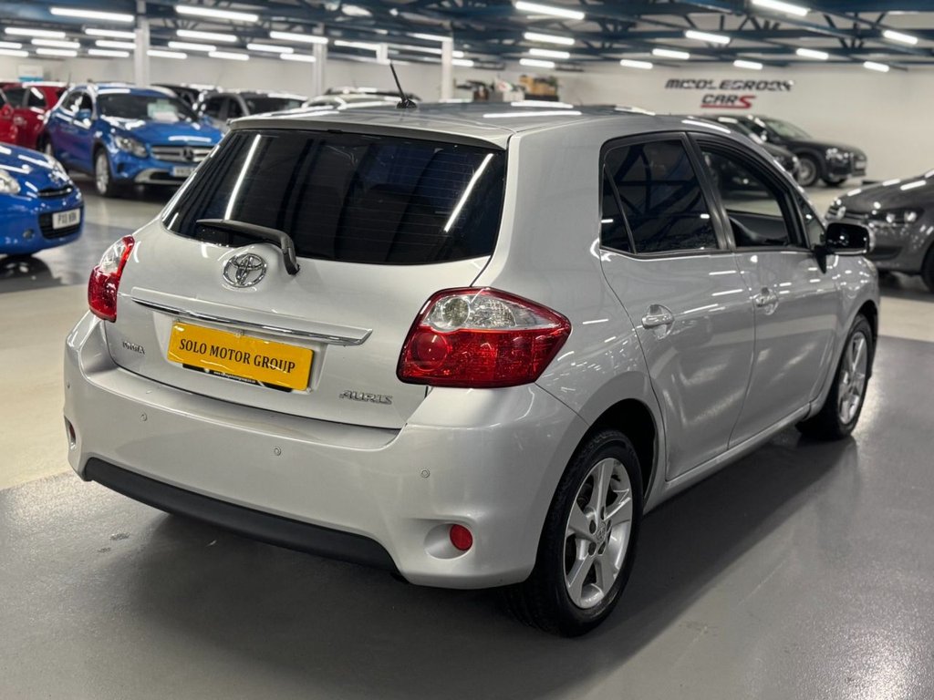 Used Toyota Auris 2010 for sale - 76900858: Photo 19