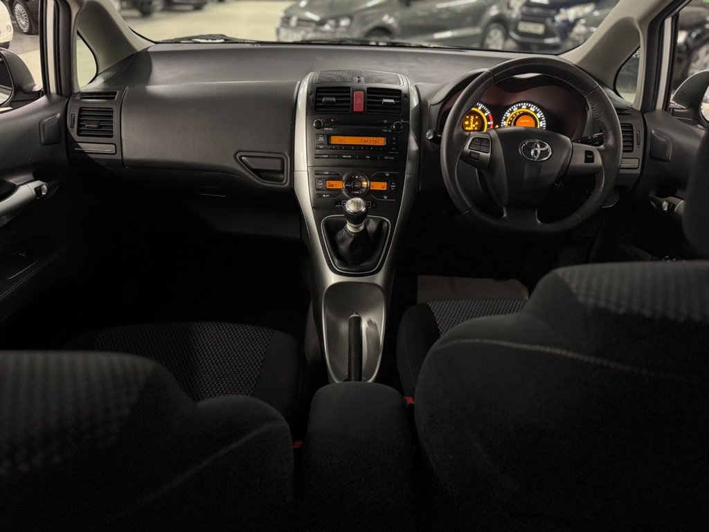 Used Toyota Auris 2010 for sale - 76900858: Photo 26