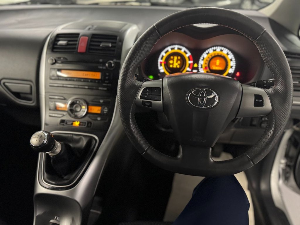 Used Toyota Auris 2010 for sale - 76900858: Photo 27