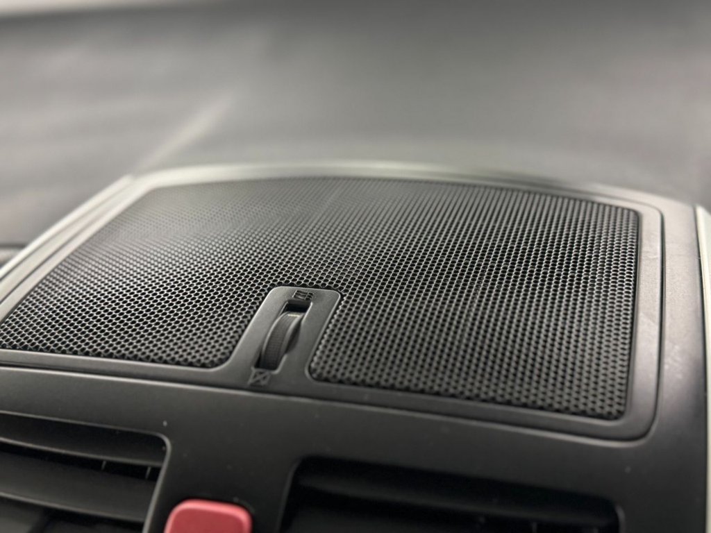 Used Toyota Auris 2010 for sale - 76900858: Photo 30