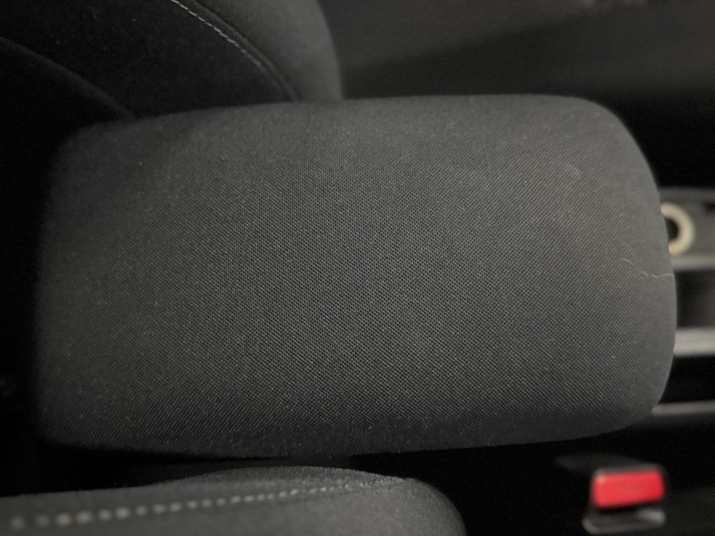 Used Toyota Auris 2010 for sale - 76900858: Photo 34