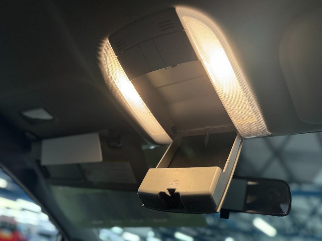 Used Toyota Auris 2010 for sale - 76900858: Photo 41