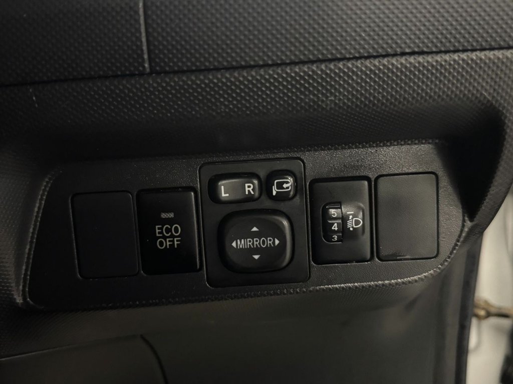 Used Toyota Auris 2010 for sale - 76900858: Photo 44