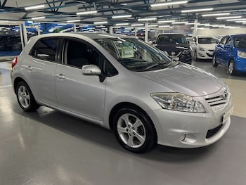 Used Toyota Auris 2010 for sale - 76900858: Photo