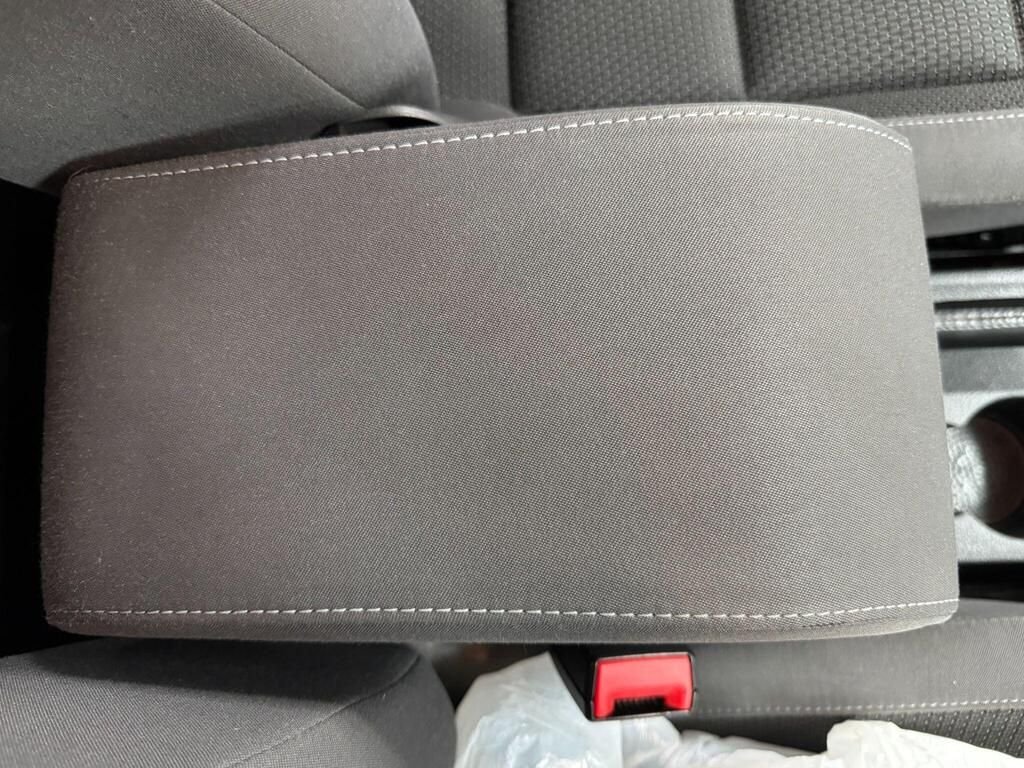 Used Volkswagen Touran 2012 for sale - 76776347: Photo 36