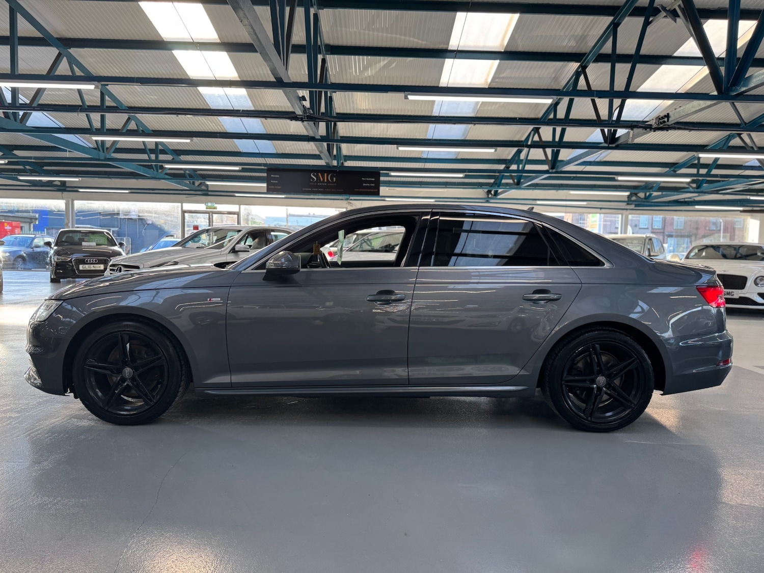 Used Audi A4 2017 for sale - 76682390: Photo 10