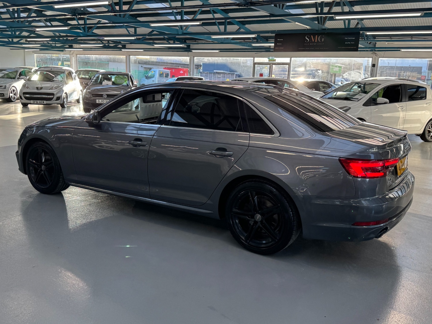 Used Audi A4 2017 for sale - 76682390: Photo 12