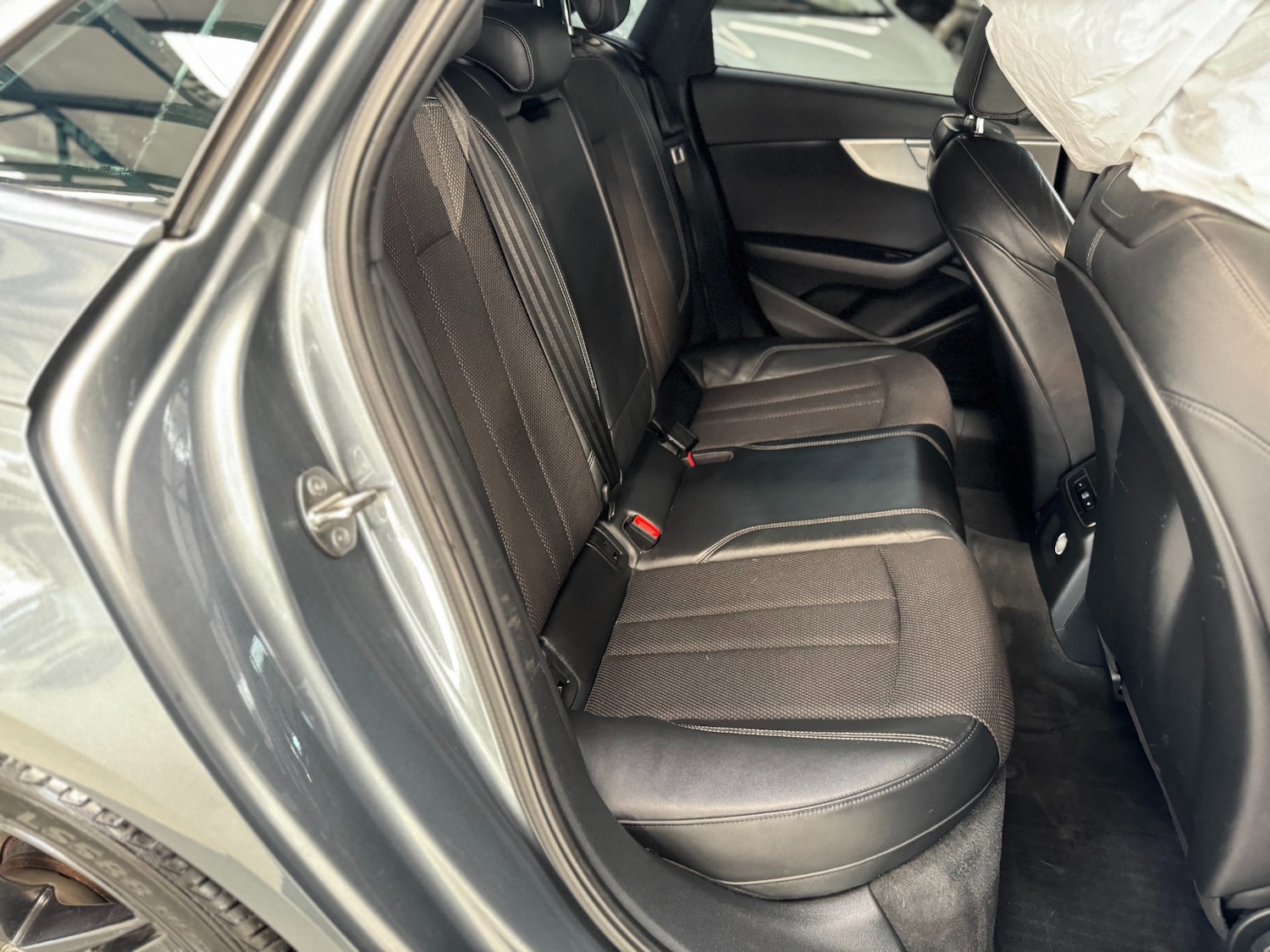 Used Audi A4 2017 for sale - 76682390: Photo 24