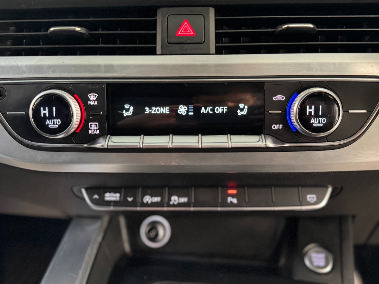 Used Audi A4 2017 for sale - 76682390: Photo 36