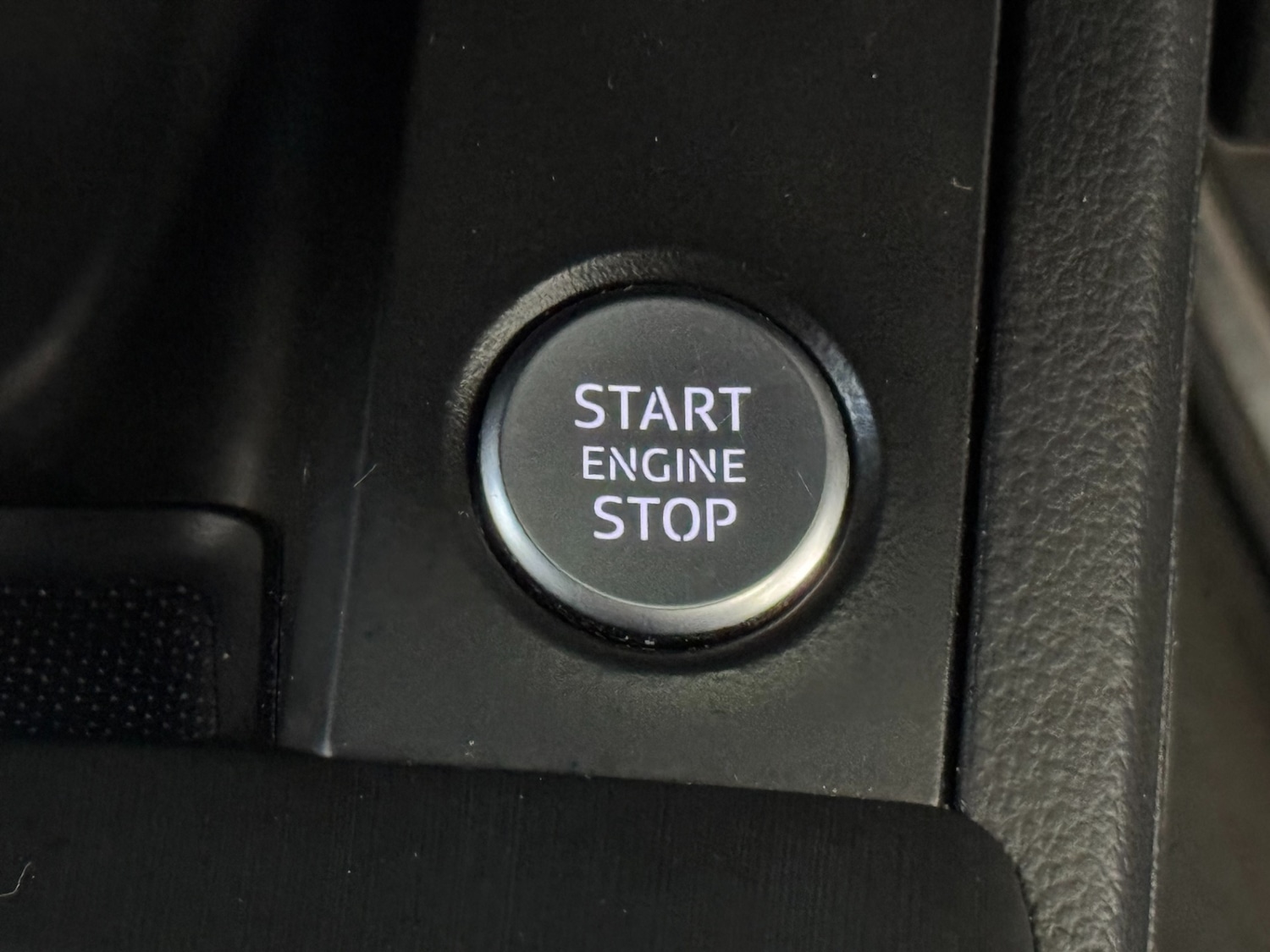 Used Audi A4 2017 for sale - 76682390: Photo 38