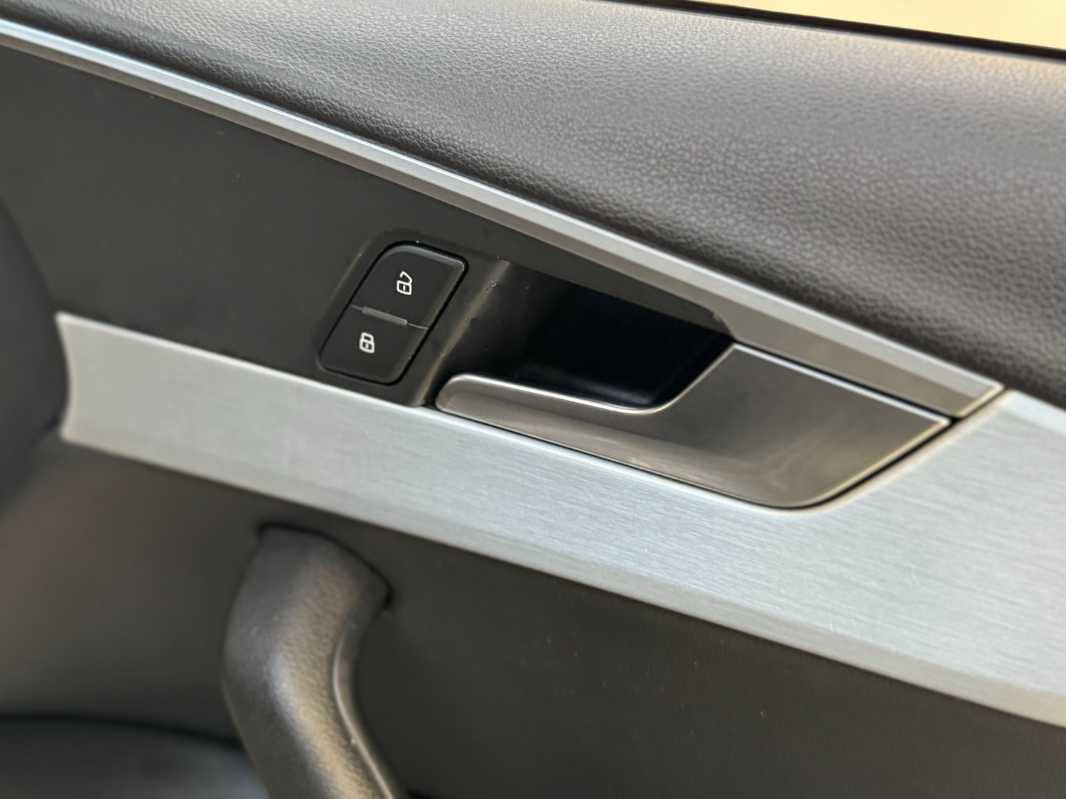 Used Audi A4 2017 for sale - 76682390: Photo 58