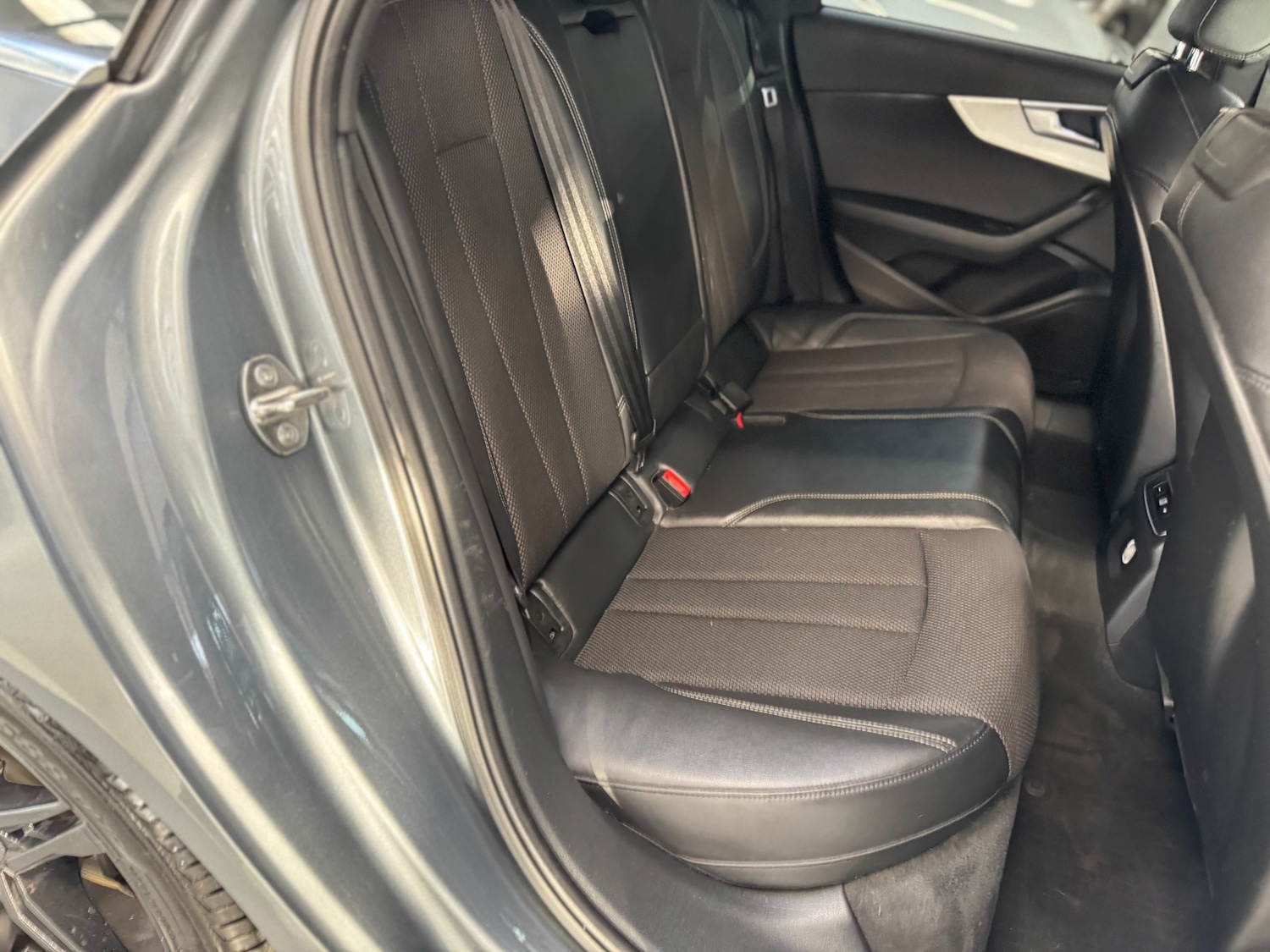 Used Audi A4 2017 for sale - 76682390: Photo 69