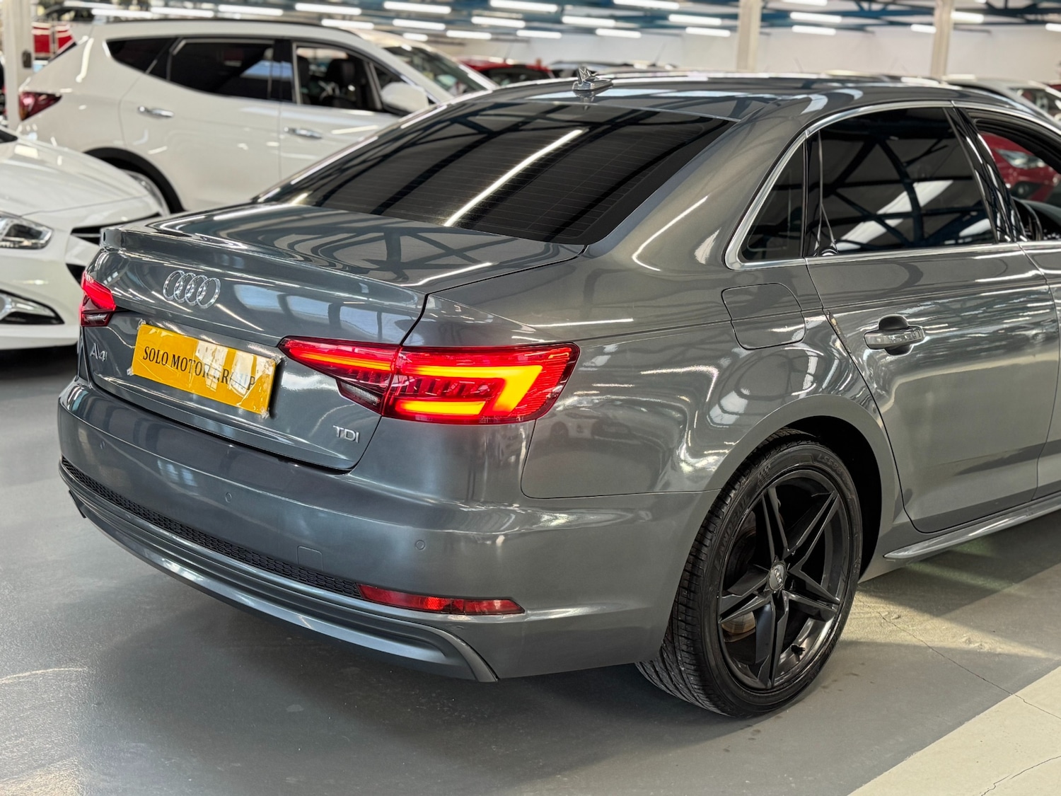 Used Audi A4 2017 for sale - 76682390: Photo 72