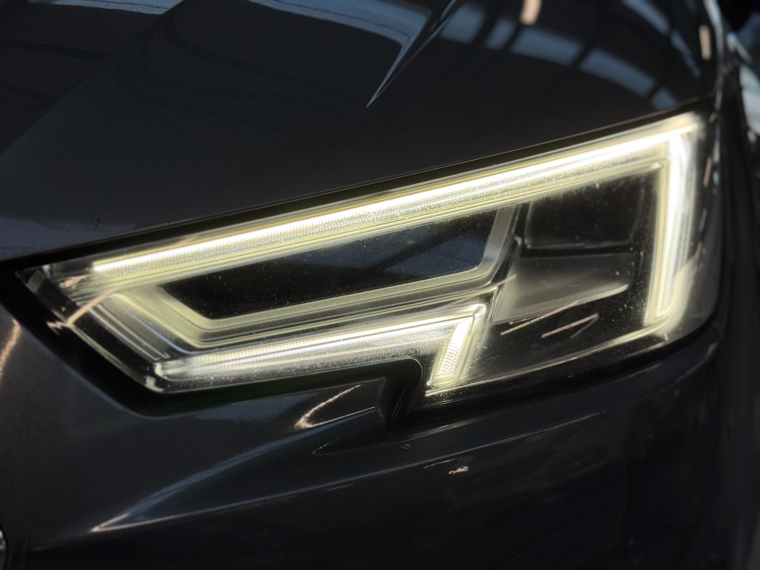 Used Audi A4 2017 for sale - 76682390: Photo 76