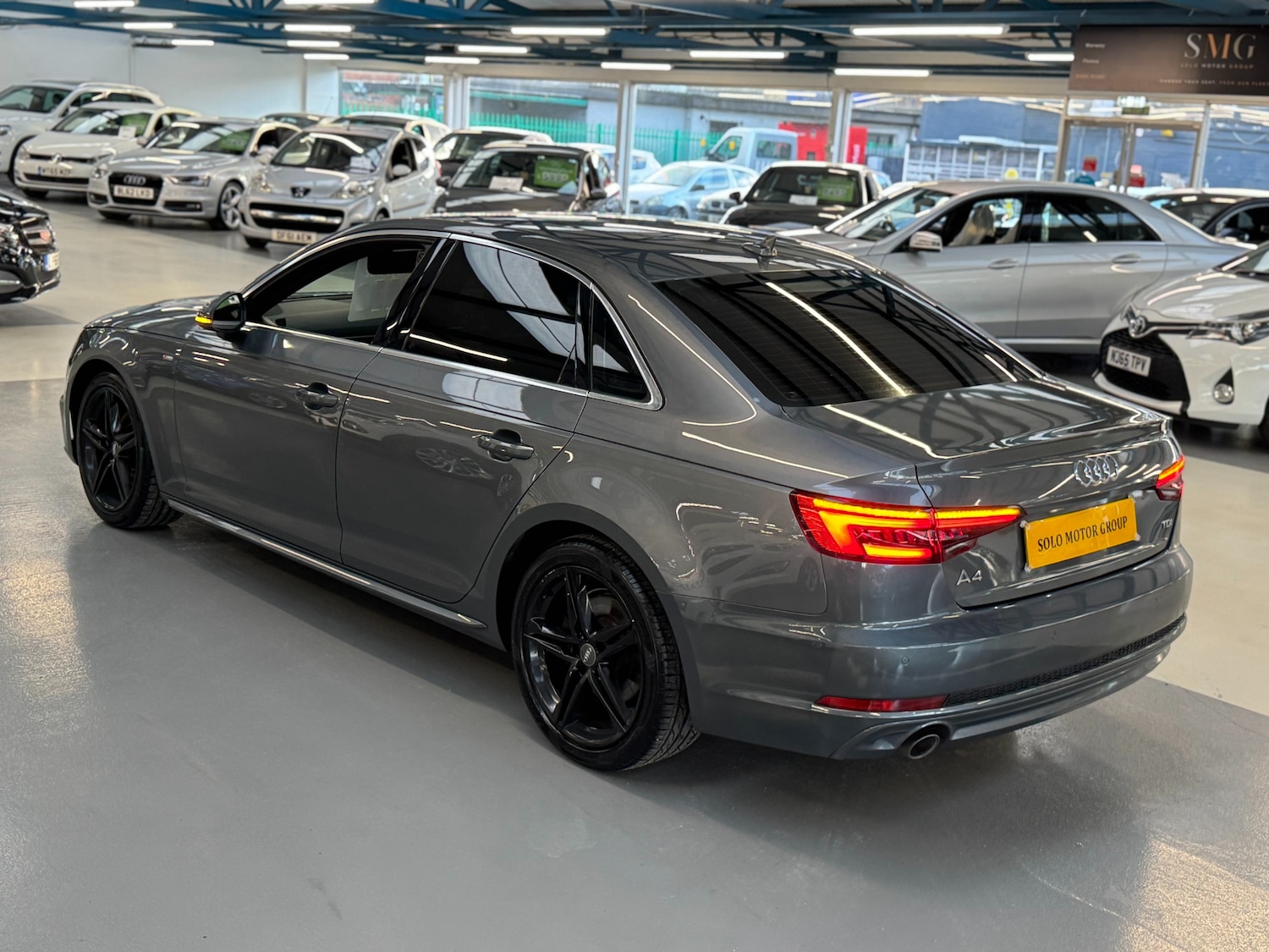 Used Audi A4 2017 for sale - 76682390: Photo 82